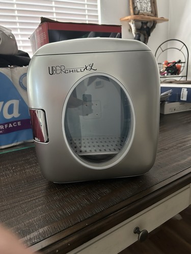 Mini fridge - mini,