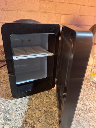 Mini fridge k4107mbrk black - mini, 4l