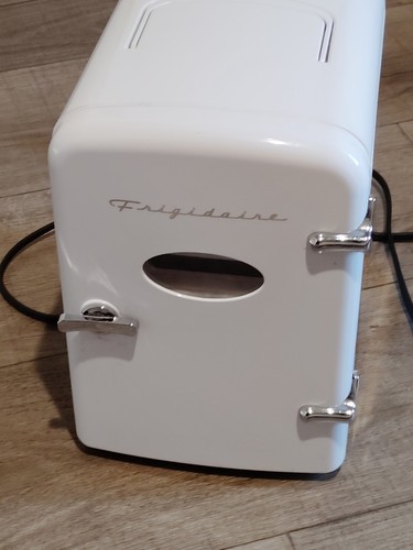 Mini fridge refrigerator - fridge,